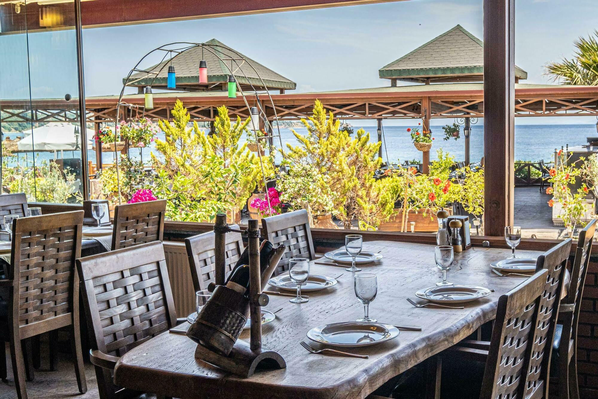 Assos Kervansaray Hotel - Special Category Eksteriør bilde
