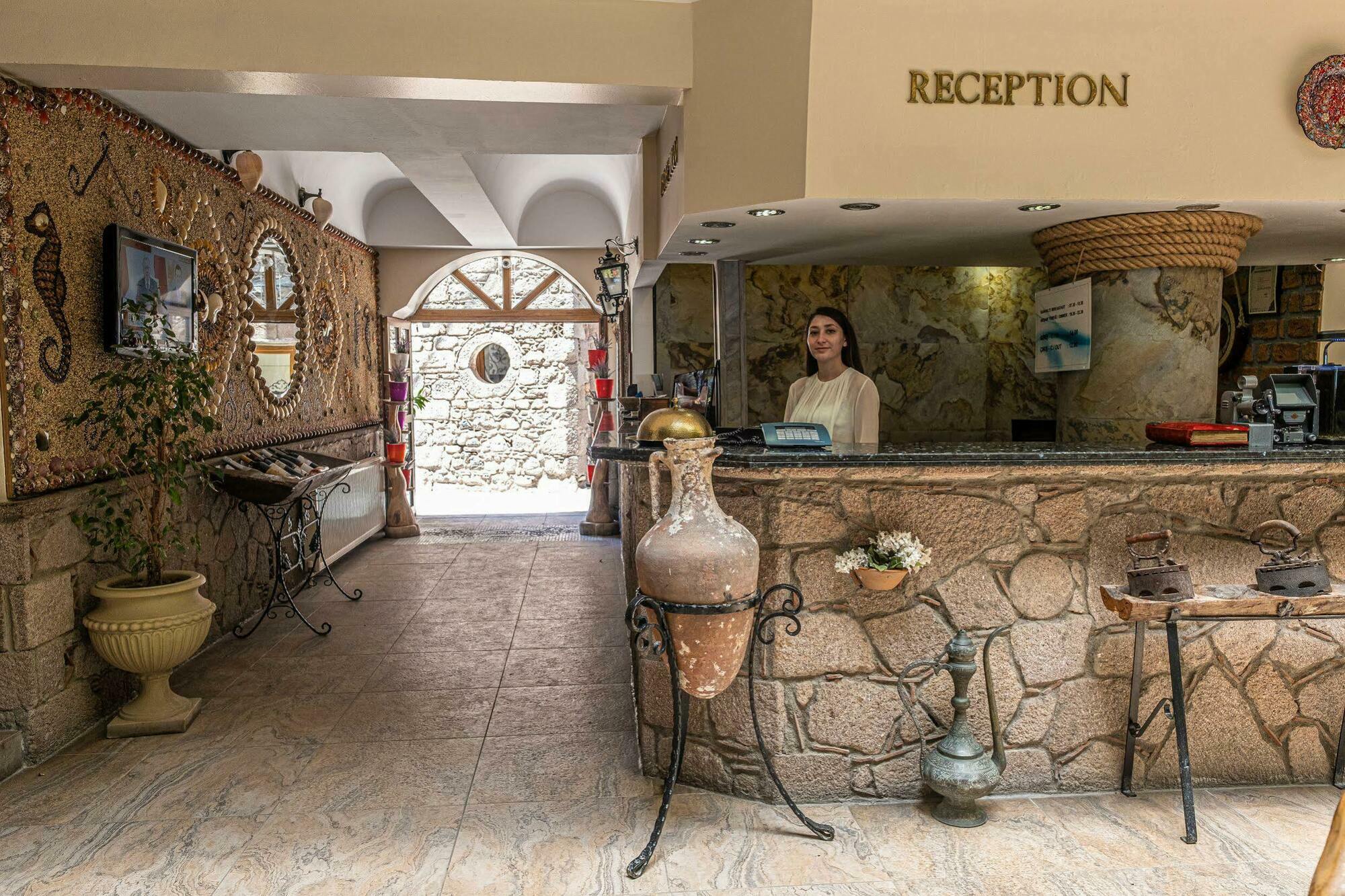 Assos Kervansaray Hotel - Special Category Eksteriør bilde